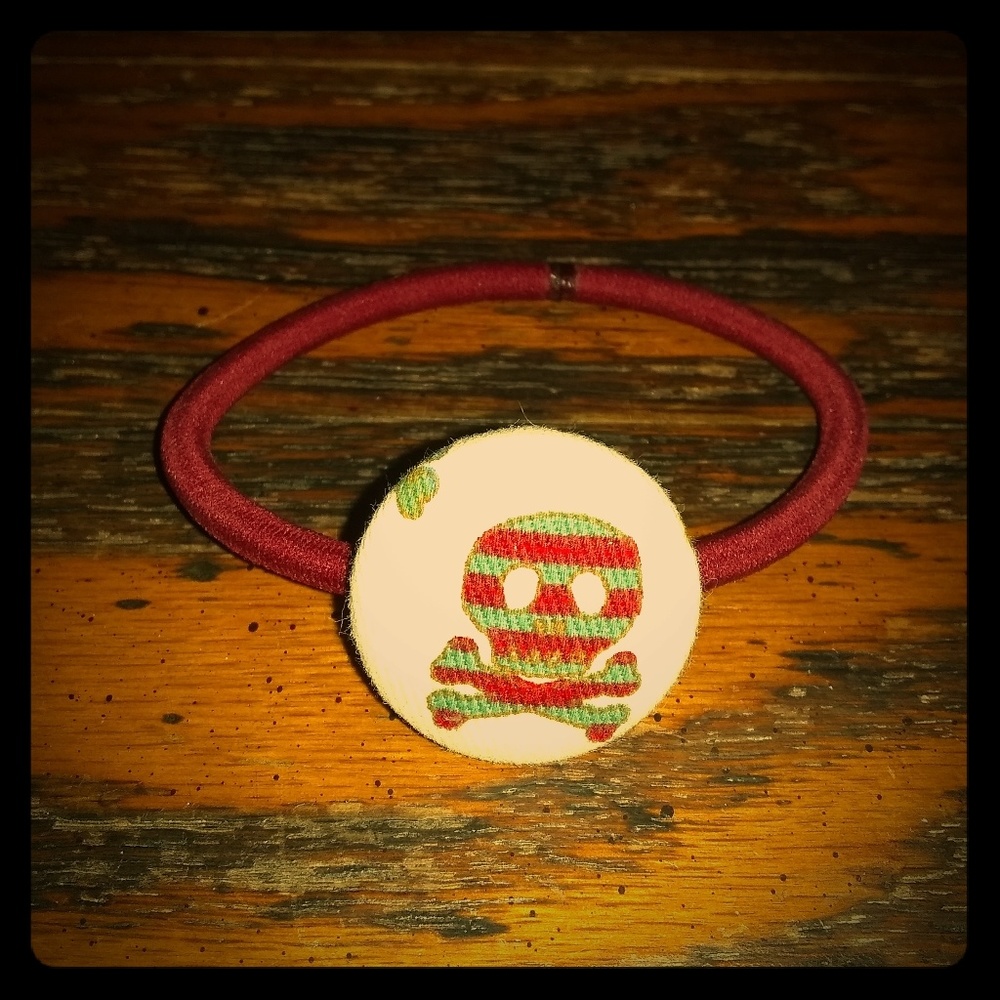 Skeleton ponytail holder